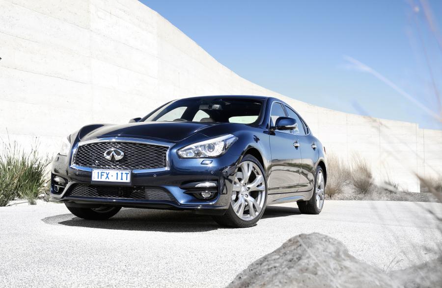  Infiniti Q70 S 2016 года  (AU) (фото 22 из 30)
